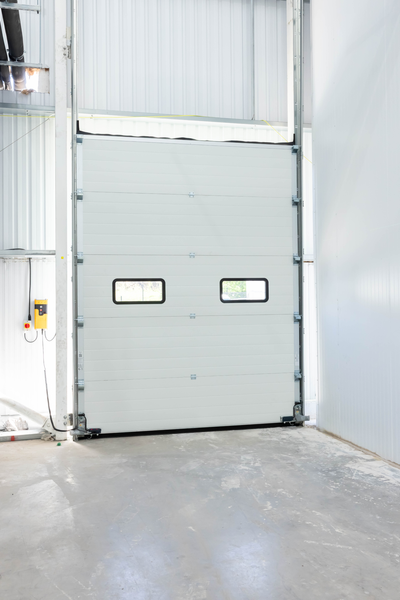 Rapid-rise freezer doors installed on -22c cold store facility